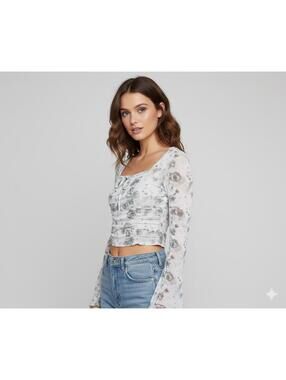 Boutique - Green Floral Mesh Tie-Front Crop Top - M
